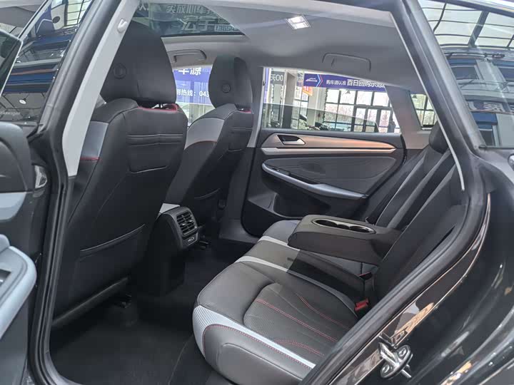 Фото 12 - Volkswagen Lamando L