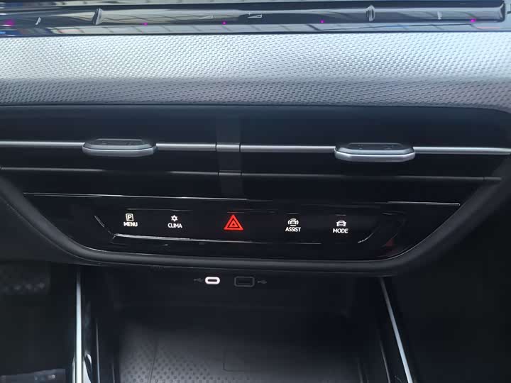 Фото 16 - Volkswagen Lamando L