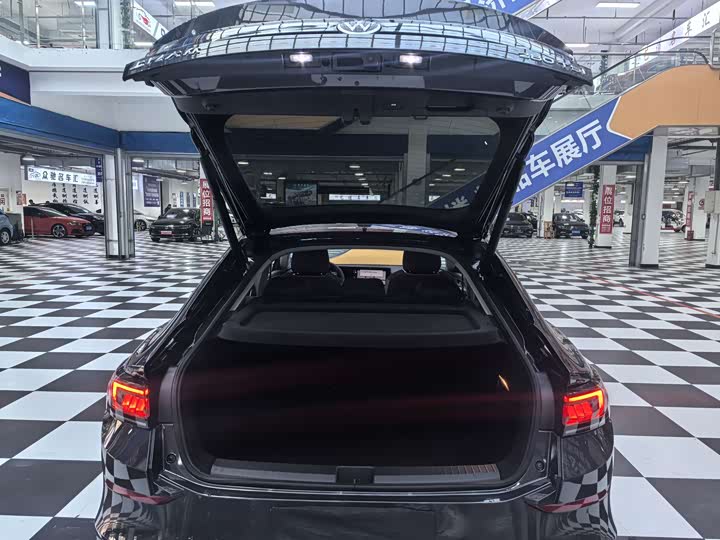 Фото 8 - Volkswagen Lamando L