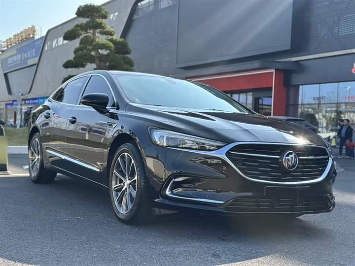 Фото 8 - Buick LaCrosse