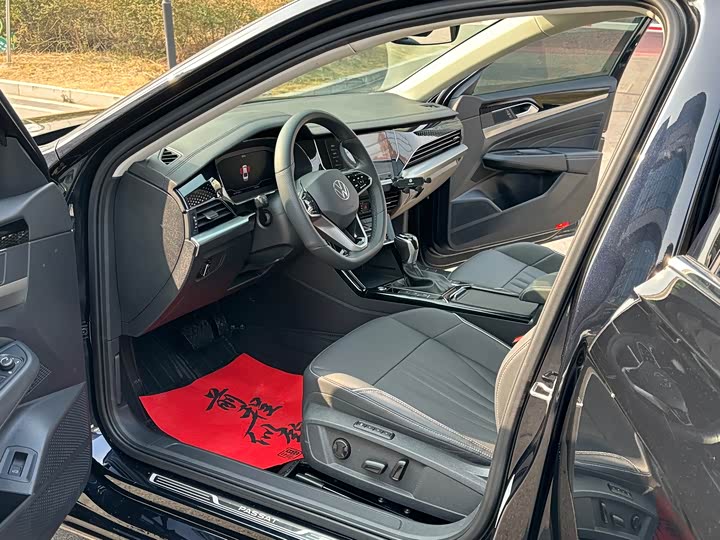 Фото 4 - Volkswagen Passat