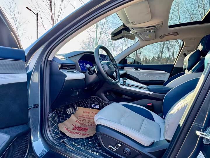 Фото 7 - Geely Preface