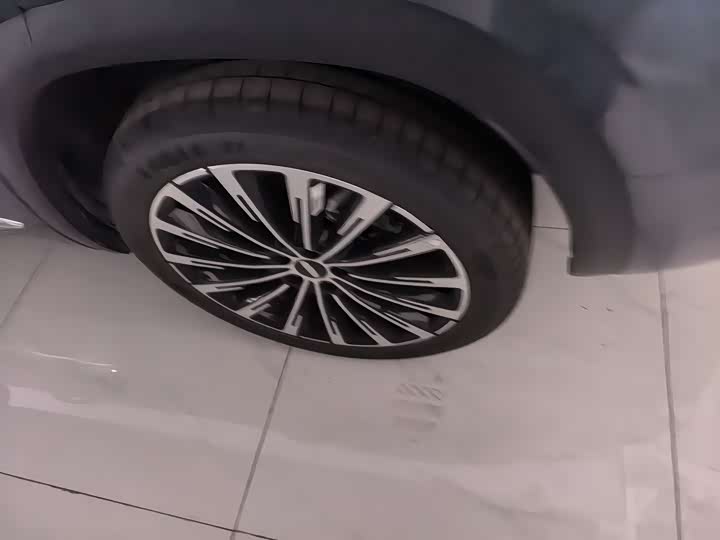 Фото 13 - Geely Monjaro