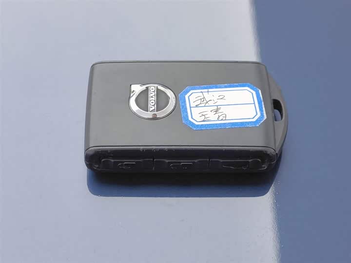 Фото 19 - Volvo S60 Hybrid