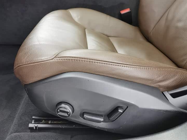 Фото 20 - Volvo S60 Hybrid