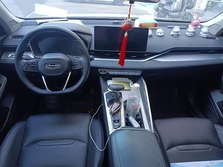 Фото 13 - Geely Preface