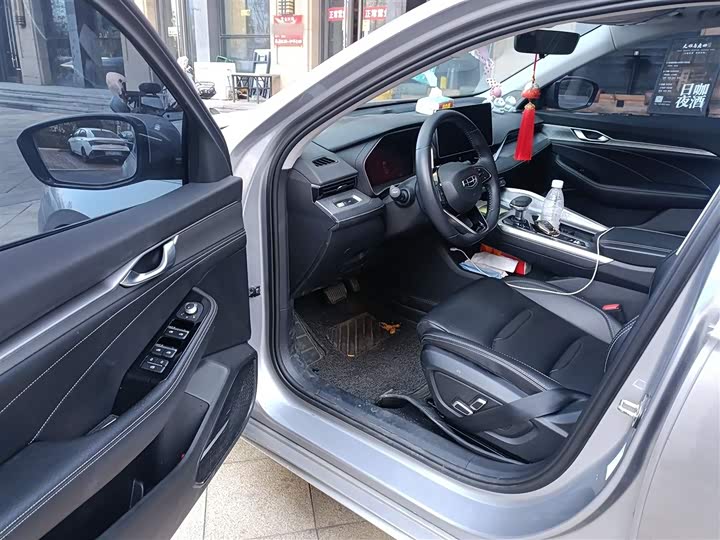 Фото 14 - Geely Preface