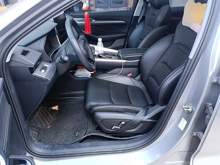 Фото 8 - Geely Preface