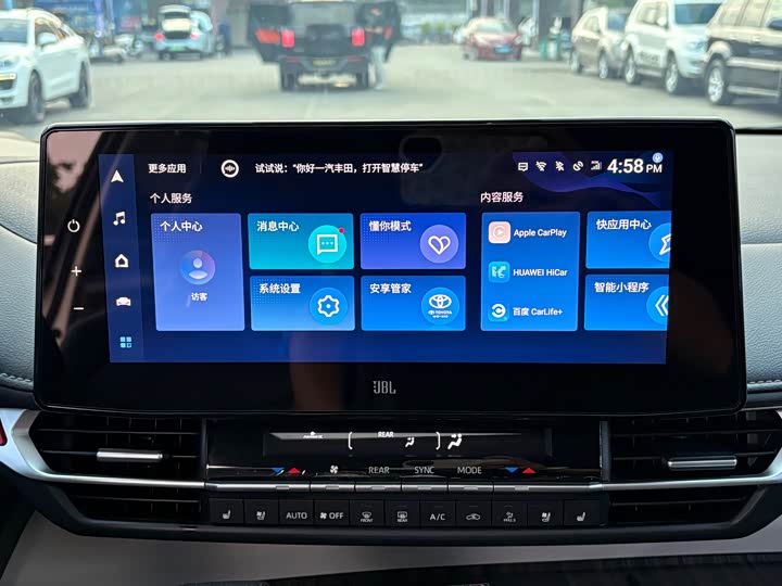 Фото 15 - Toyota Granvia