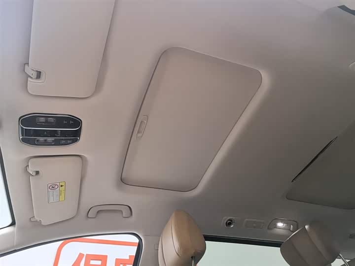 Фото 14 - GAC Trumpchi E8