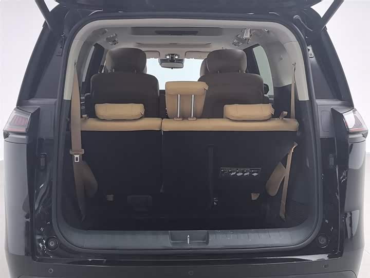 Фото 16 - GAC Trumpchi E8