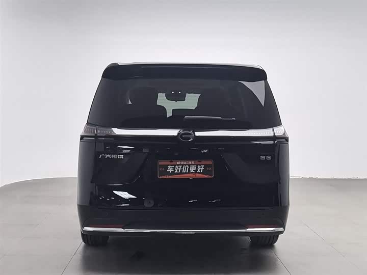 Фото 4 - GAC Trumpchi E8