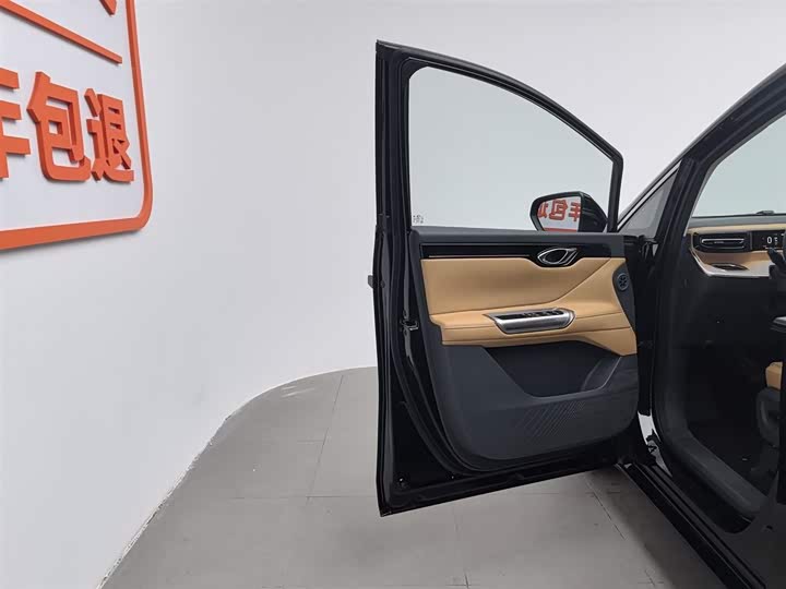 Фото 8 - GAC Trumpchi E8