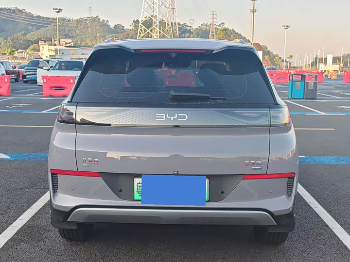 Фото 4 - BYD Sea Lion 05 EV