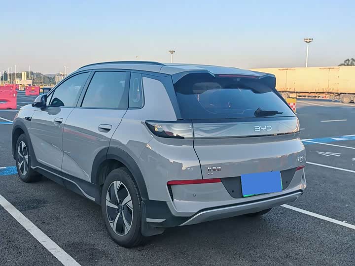 Фото 6 - BYD Sea Lion 05 EV