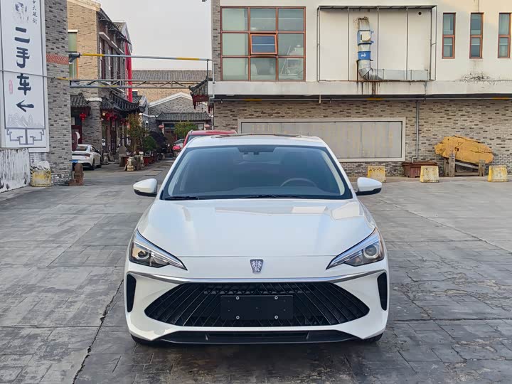 Фото 2 - Roewe i5