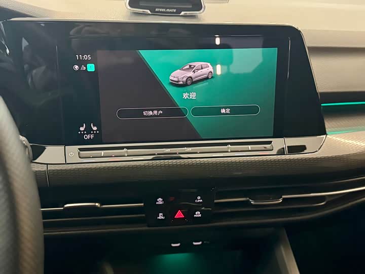 Фото 14 - Volkswagen Golf GTI