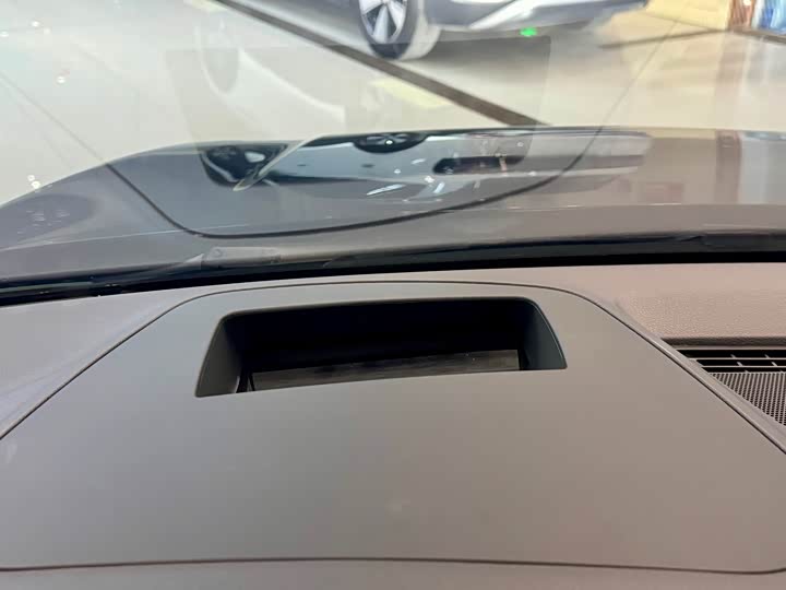 Фото 19 - Volkswagen Golf GTI