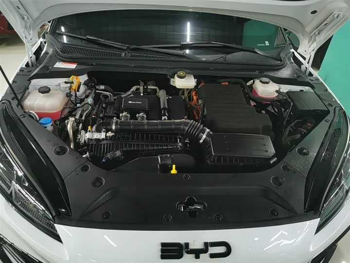 Фото 20 - BYD Seal 06 Hybrid/EV