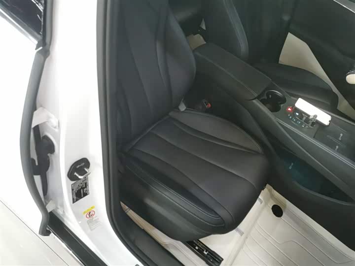 Фото 25 - BYD Seal 06 Hybrid/EV