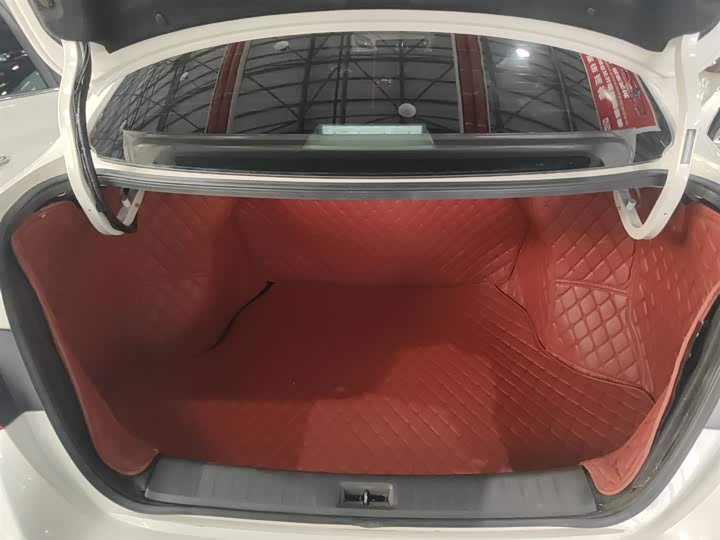 Фото 19 - Nissan Sylphy