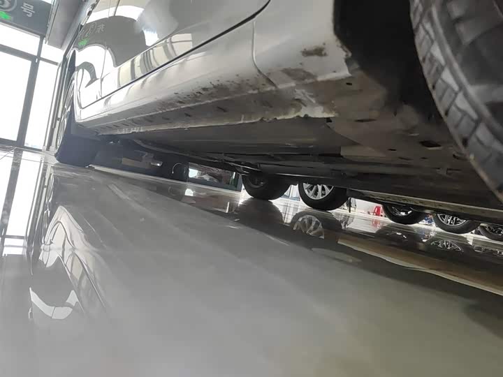 Фото 21 - Nissan Sylphy