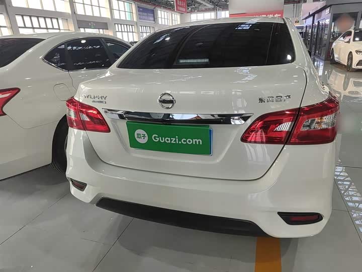 Фото 6 - Nissan Sylphy