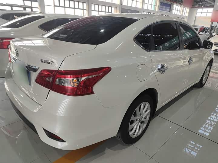 Фото 7 - Nissan Sylphy