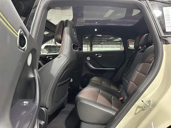 Фото 12 - Smart #3