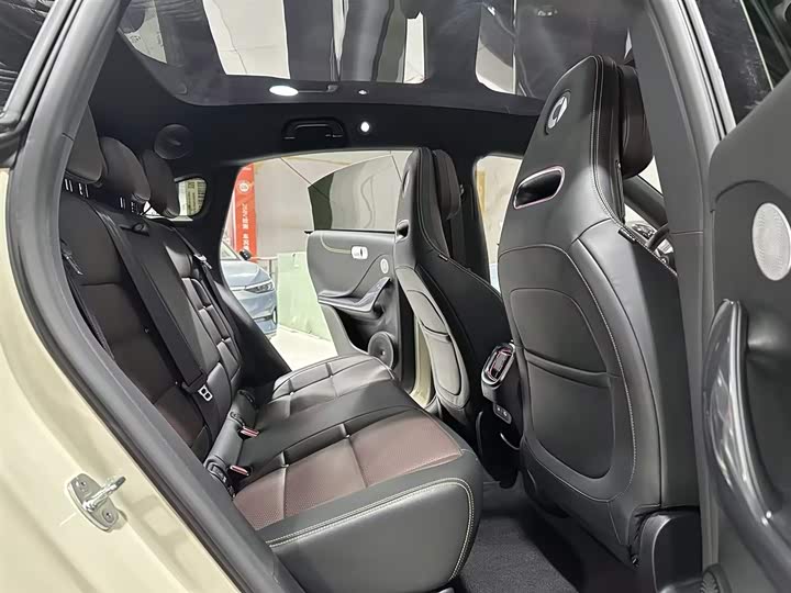 Фото 8 - Smart #3