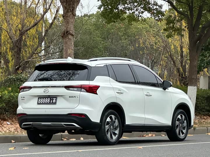 Фото 5 - GAC Trumpchi GS4