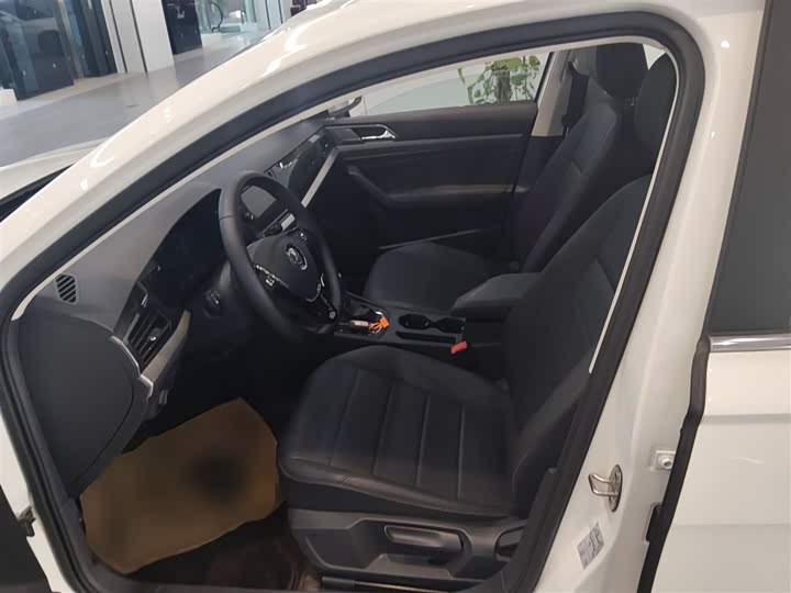 Фото 15 - Volkswagen Lavida EV