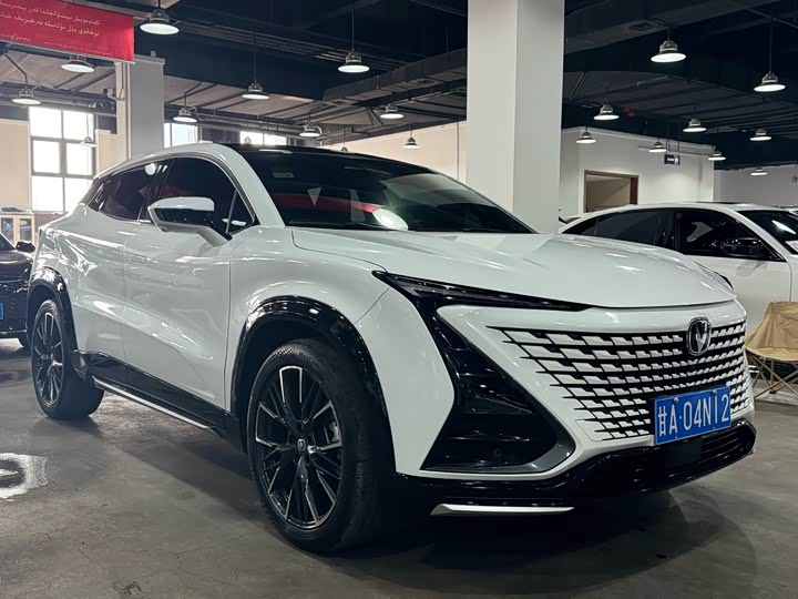 Фото 3 - Changan UNI-T