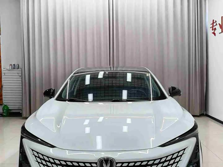 Фото 2 - Changan UNI-T