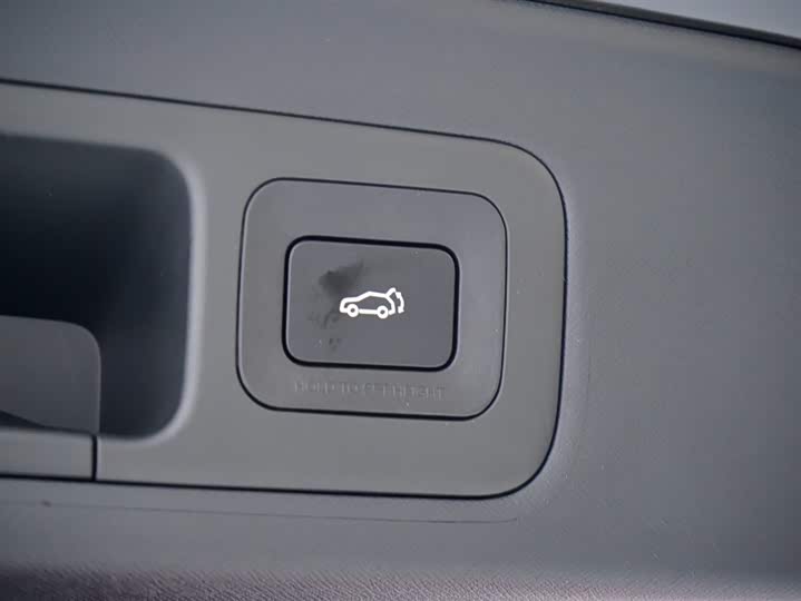 Фото 32 - GAC Trumpchi M8