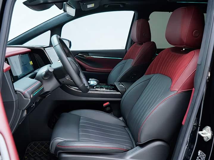 Фото 5 - GAC Trumpchi M8