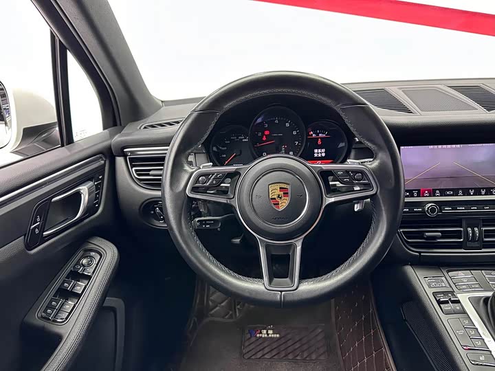 Фото 6 - Porsche Macan
