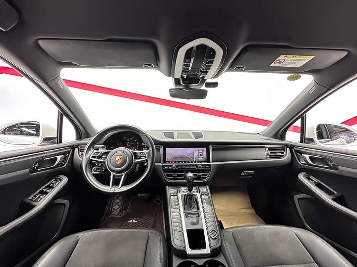 Фото 8 - Porsche Macan