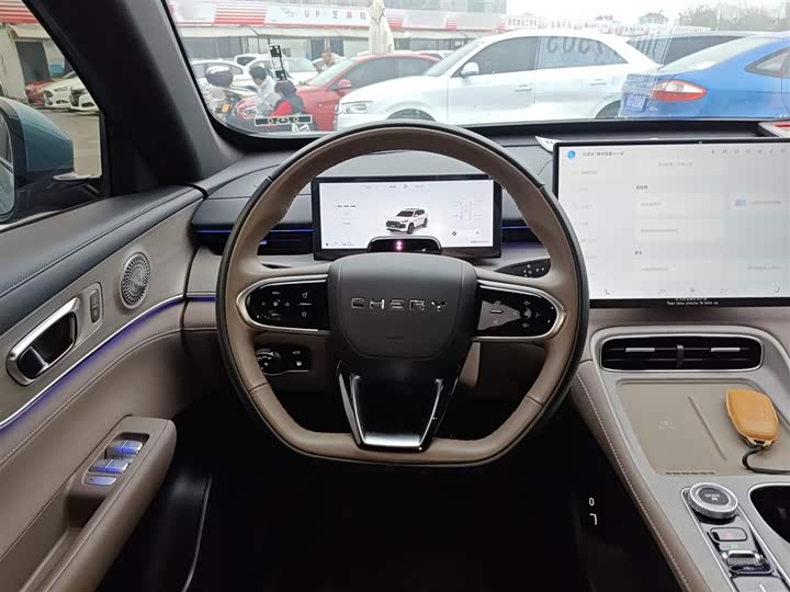 Фото 11 - Chery Tiggo 8 Plus C-DM