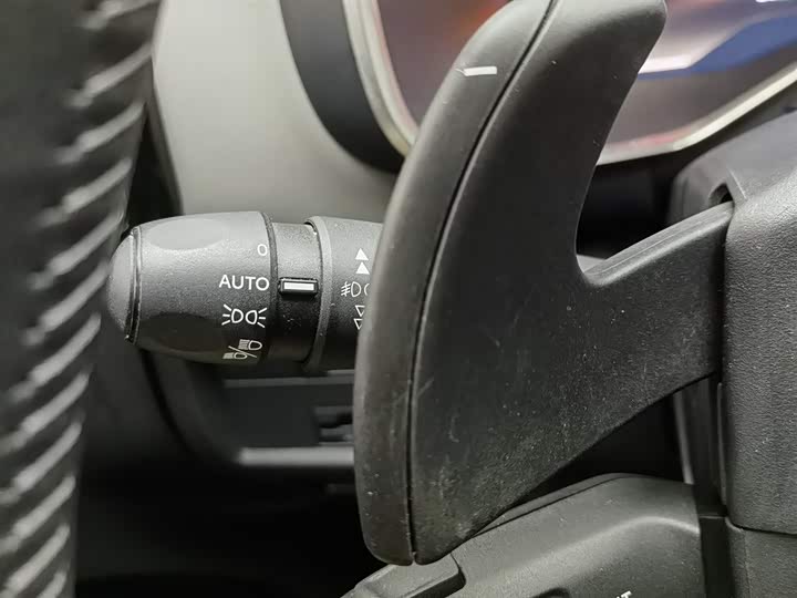 Фото 21 - Citroen C5 Aircross 2023