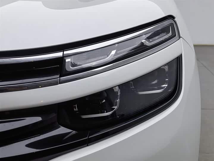 Фото 7 - Citroen C5 Aircross 2023