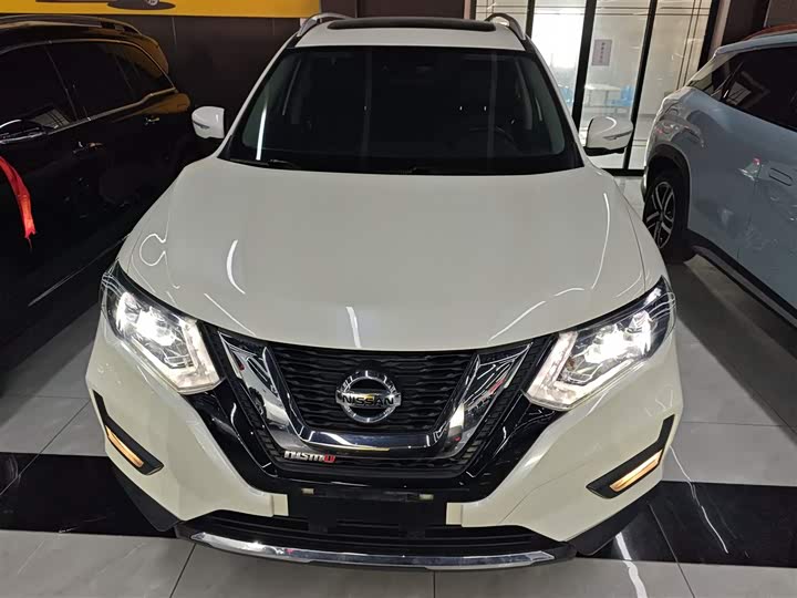 Фото 3 - Nissan X-Trail