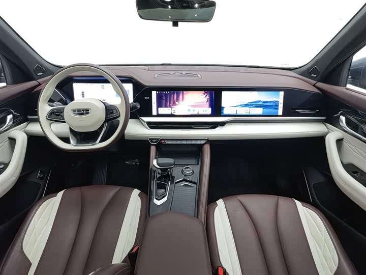 Фото 5 - Geely Monjaro