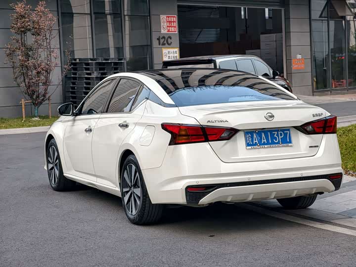 Фото 3 - Nissan Teana