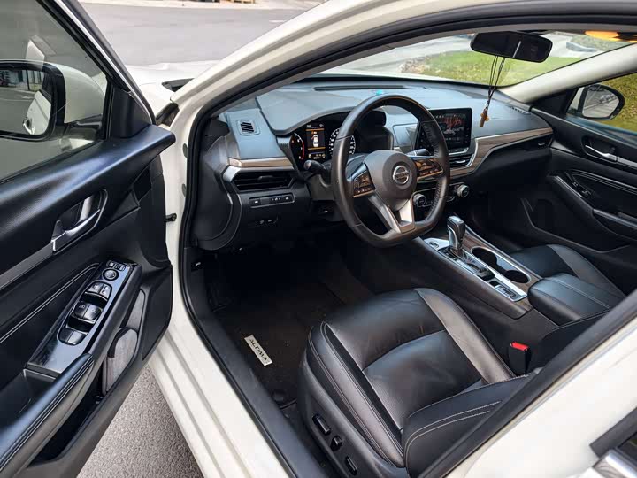 Фото 6 - Nissan Teana