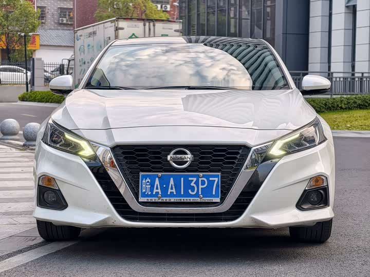 Фото 8 - Nissan Teana