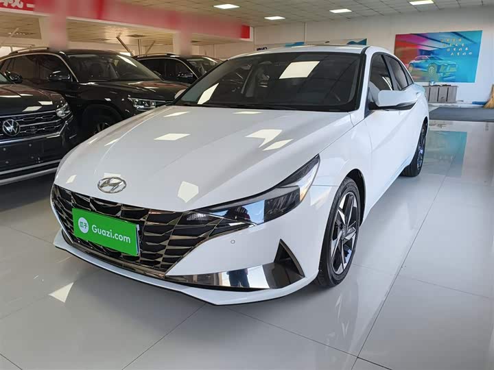 Фото 1 - Hyundai Elantra N line