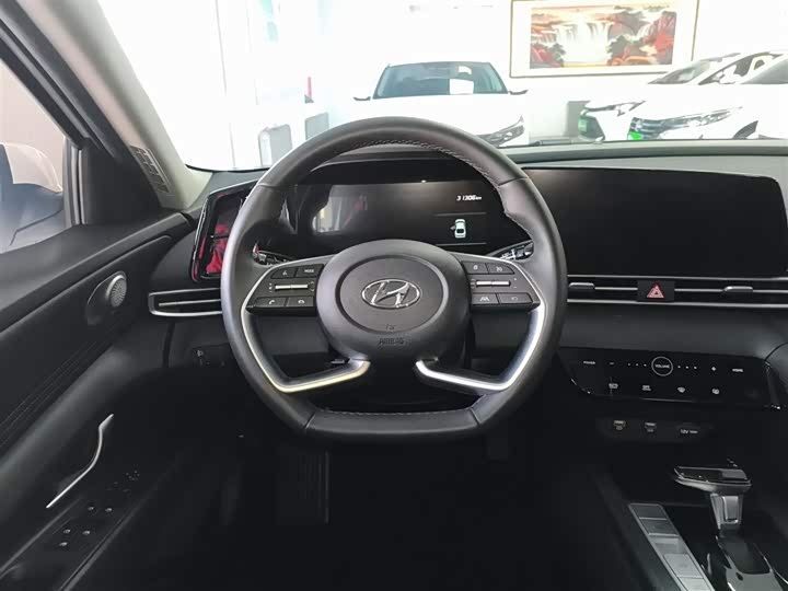 Фото 11 - Hyundai Elantra N line