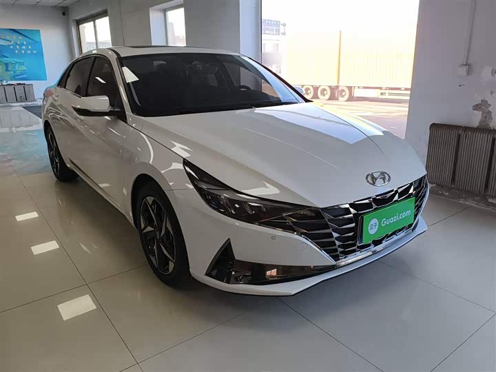 Фото 4 - Hyundai Elantra N line