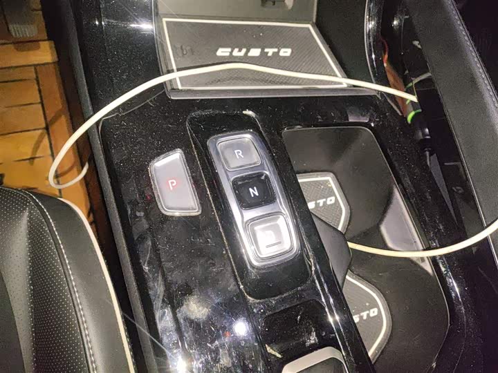 Фото 7 - Hyundai Custo